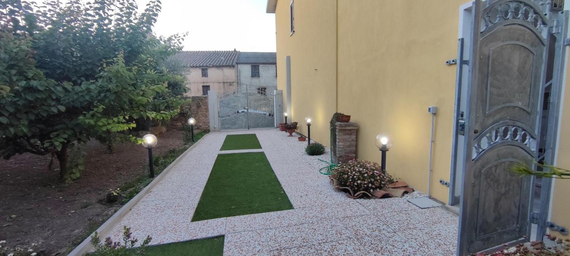 Casa Vacanze Il Giardino Villamassargia Bagian luar foto